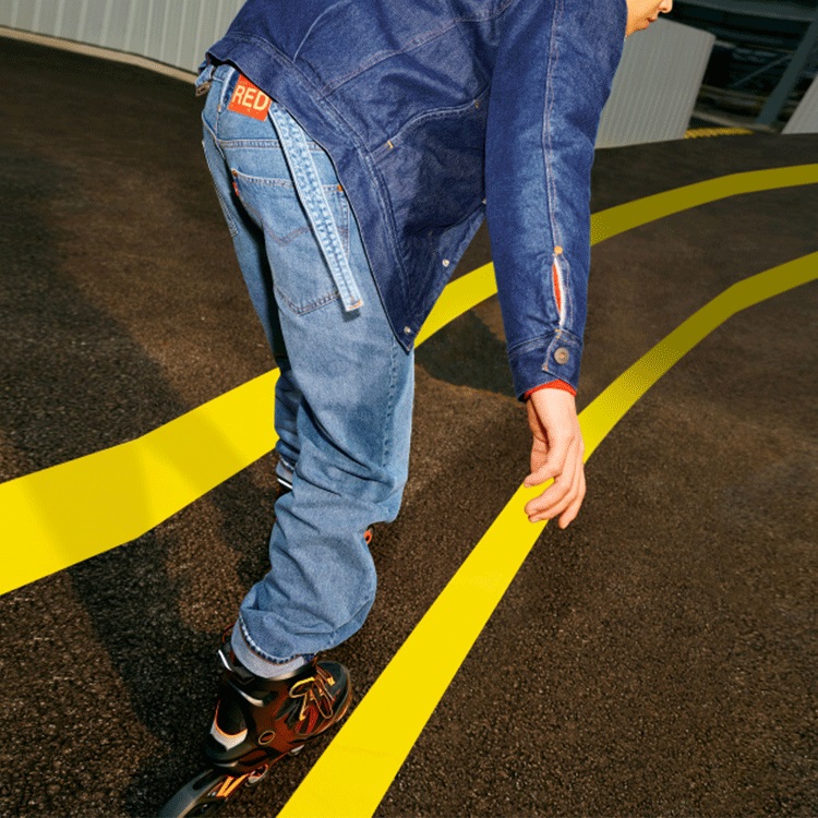 Levis Red