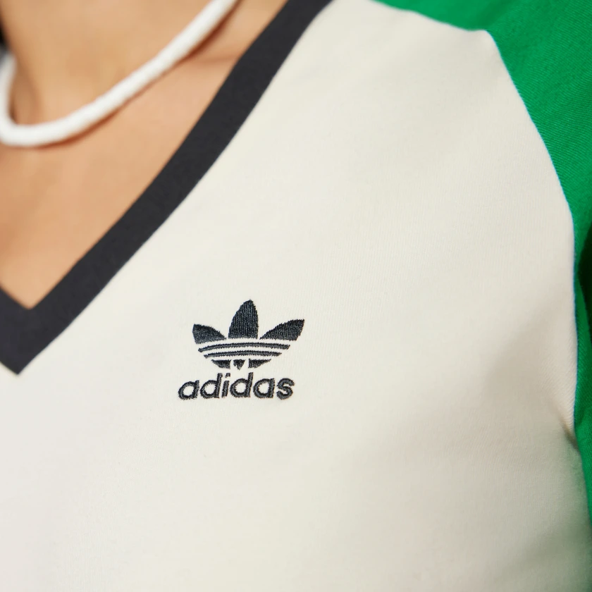 adidas originals SS23 adicolor 70s V T