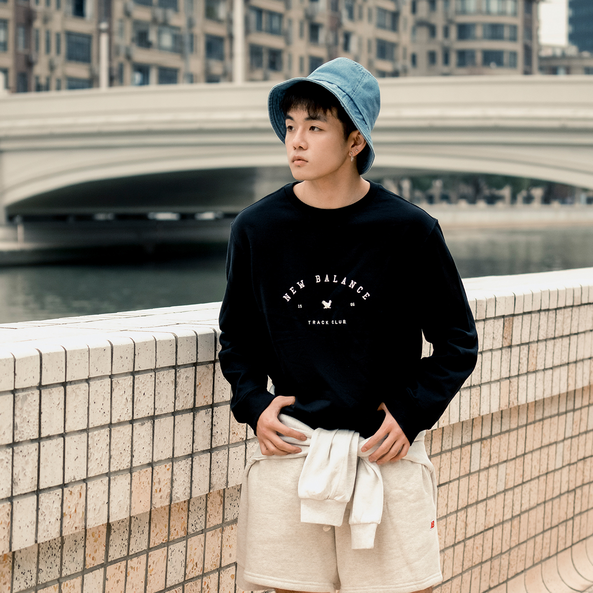 New Balance FW22 Logo