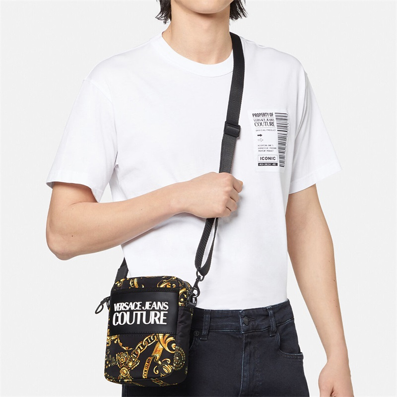 VERSACE JEANS COUTURE