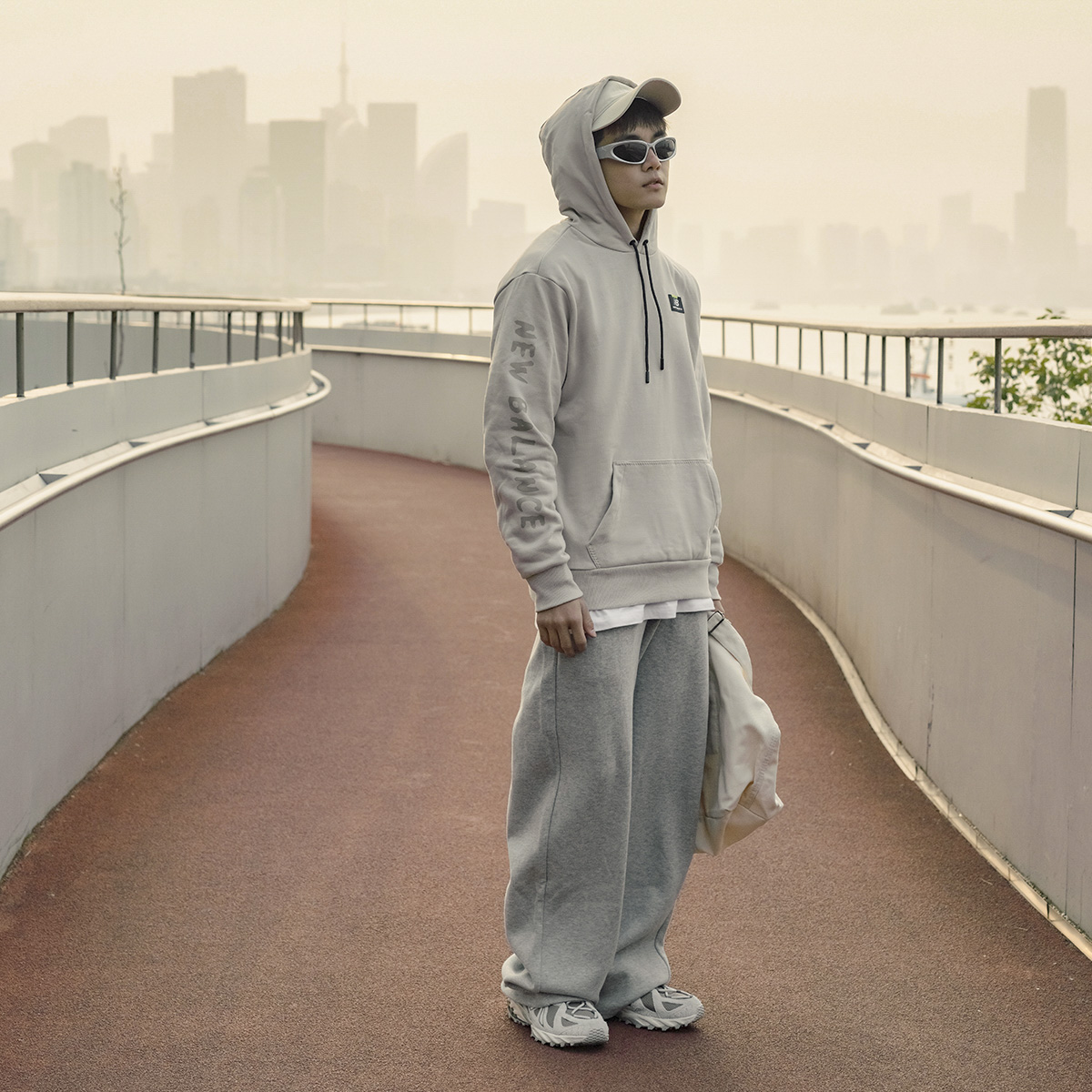 New Balance FW22 Logo