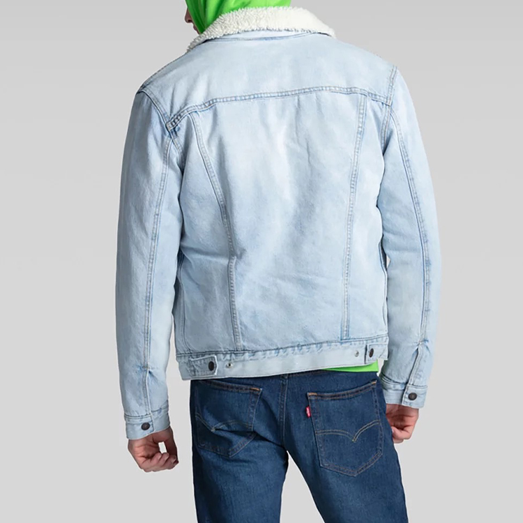 Levis