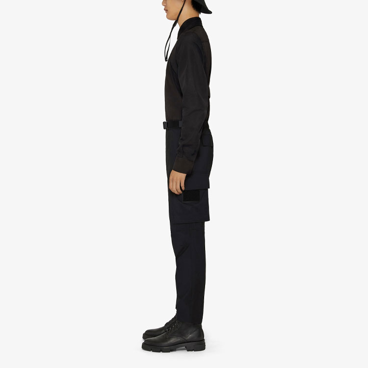 Givenchy SS22 U