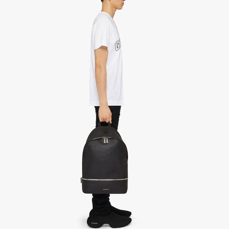 Givenchy SS22 T
