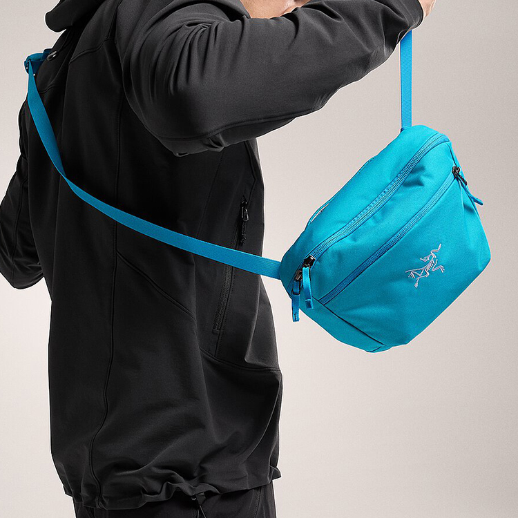Arcteryx Mantis 2 Logo