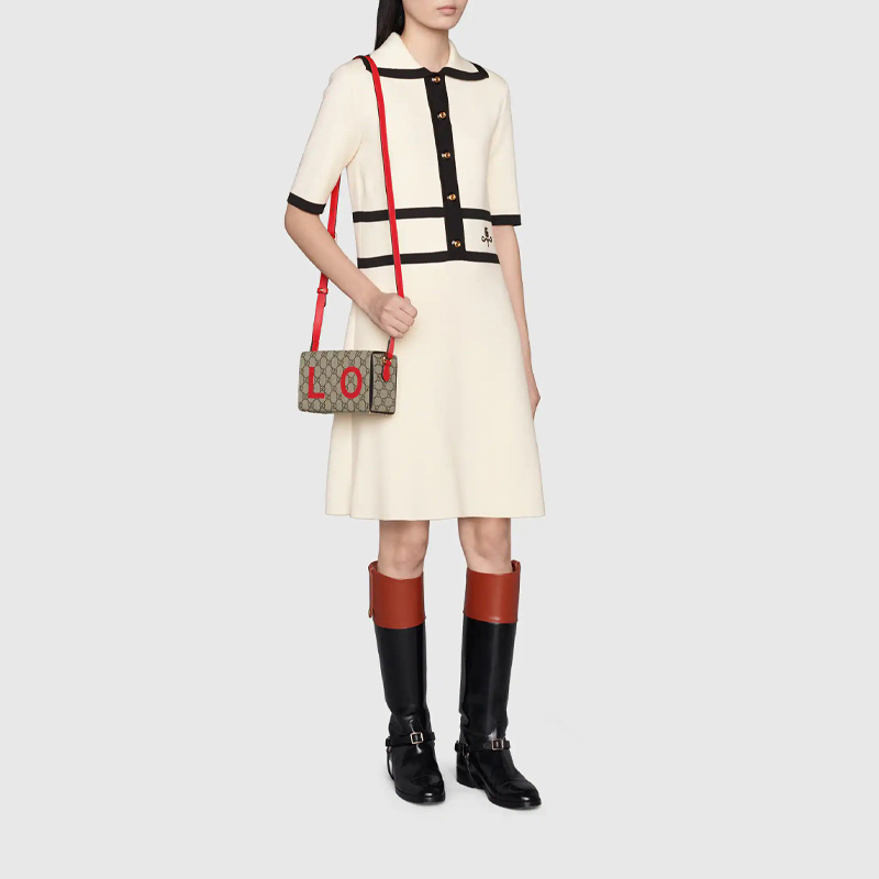 GUCCI LOVE Logo