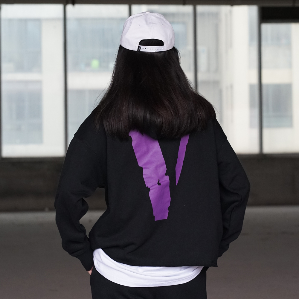 VLONE Hoodie Friends- Logo