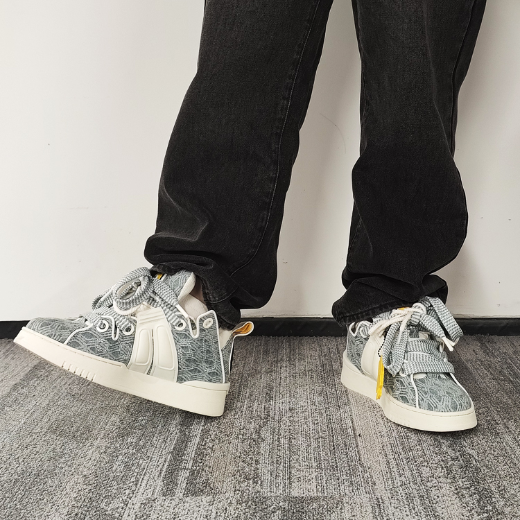 SPONGEBOB SQUAREPANTS x Palladium Pallablast ST SPSB