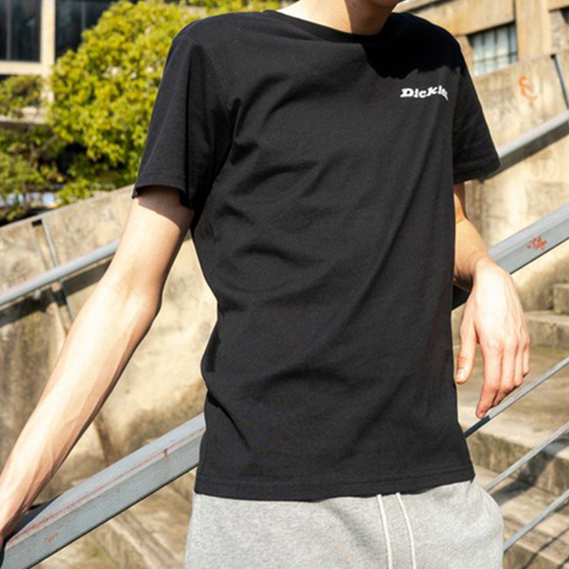 Dickies T