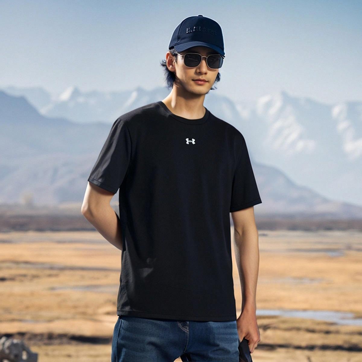 Under Armour T