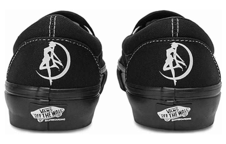 SAILOR MOON x Vans slip-on