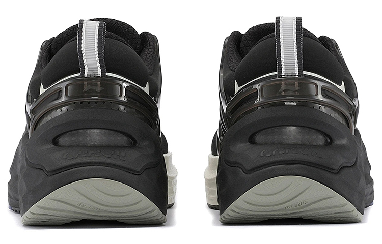 Soulland x LiNing 6