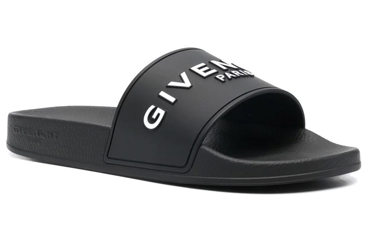 GIVENCHY Logo