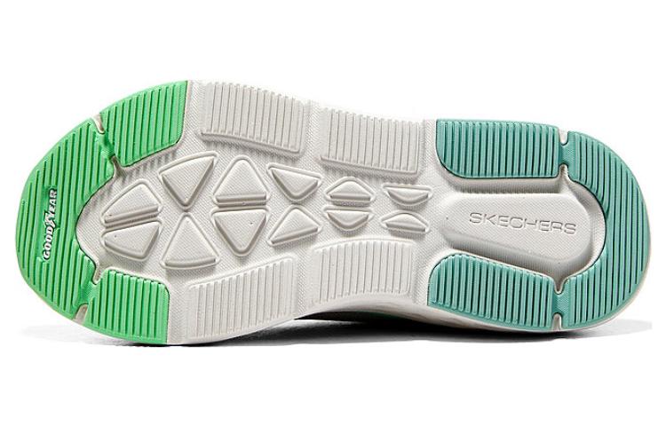 Skechers Max Cushioning DELTA