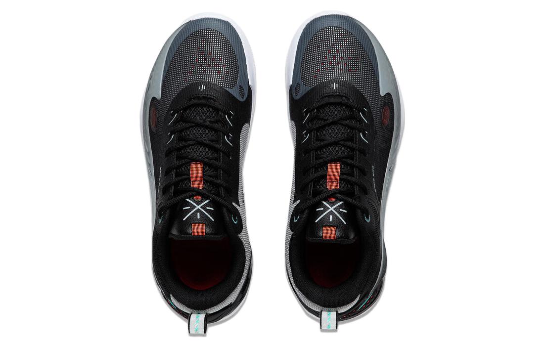 LiNing 808 III