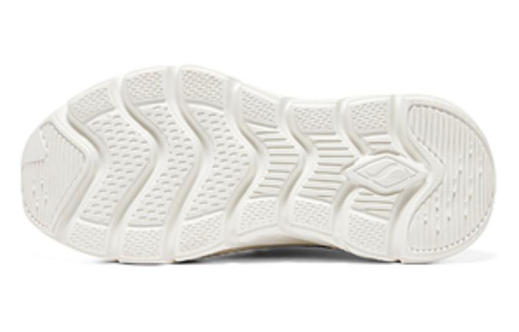 Skechers Street