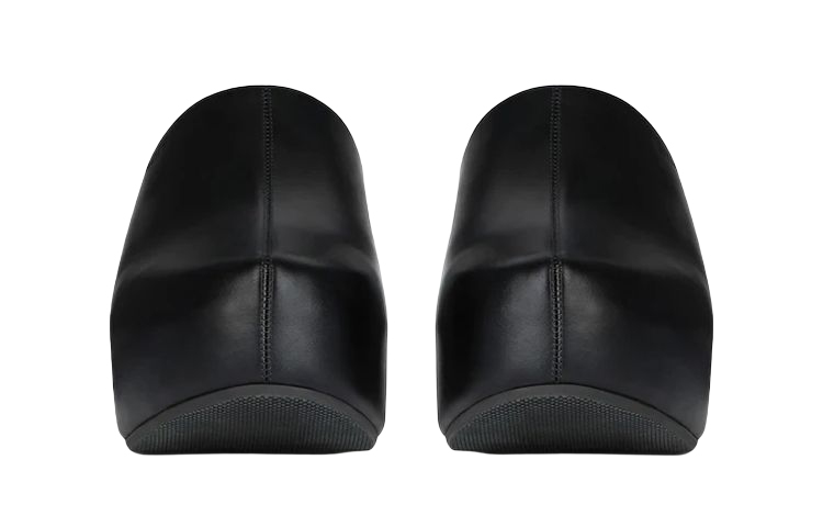 GIVENCHY