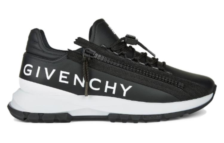 GIVENCHY