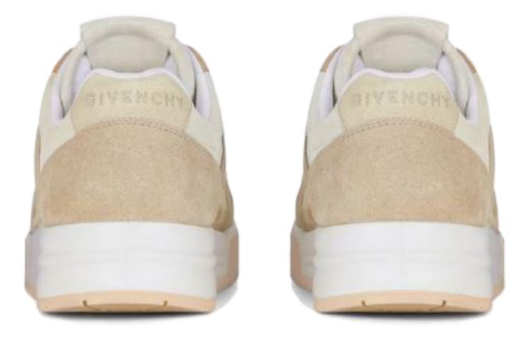 GIVENCHY G4