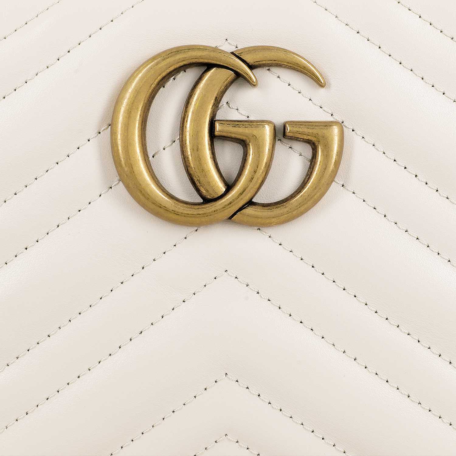 GUCCI GG Marmont Logo