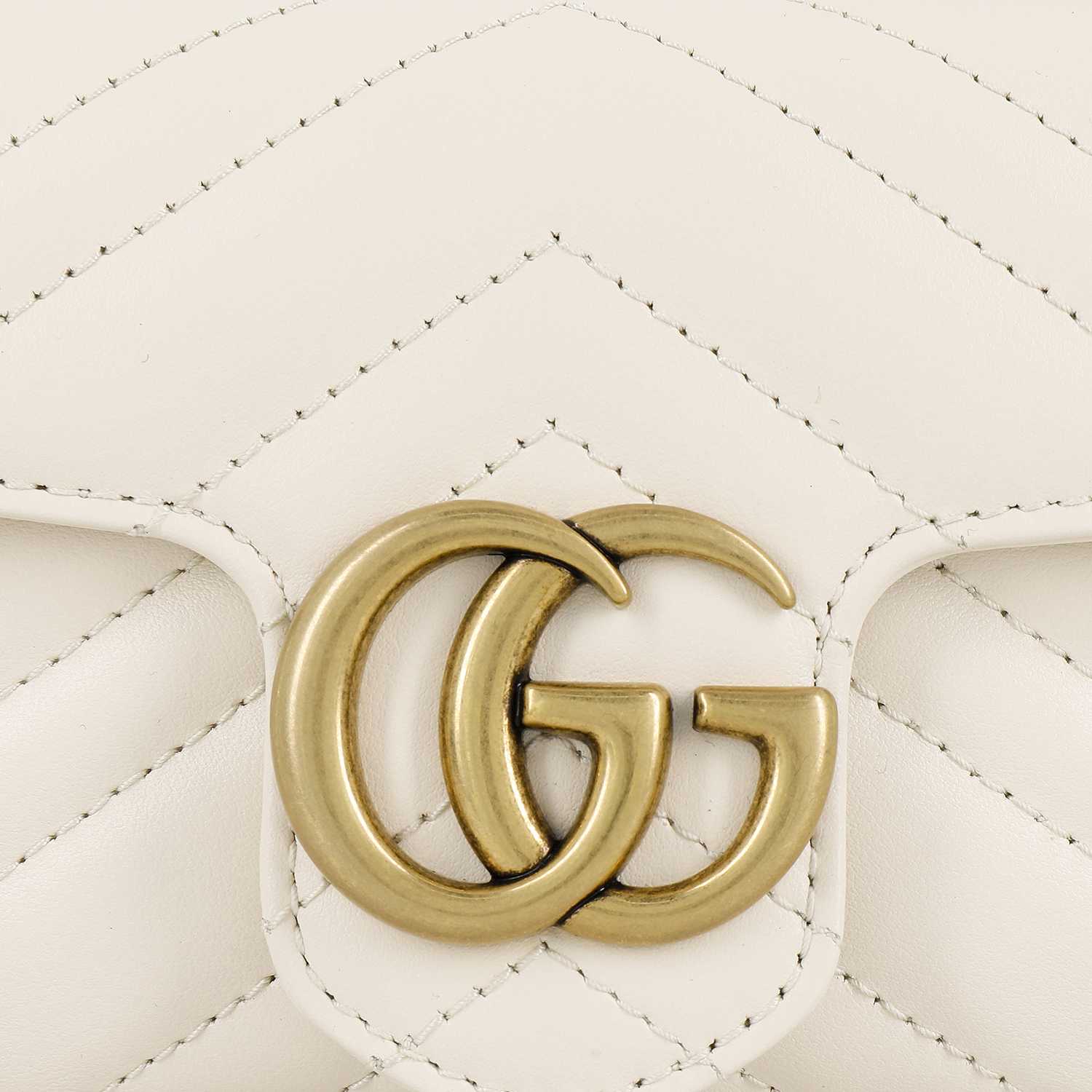 GUCCI GG Marmont Logo