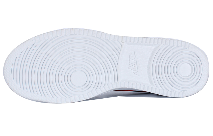 Nike Court Borough low