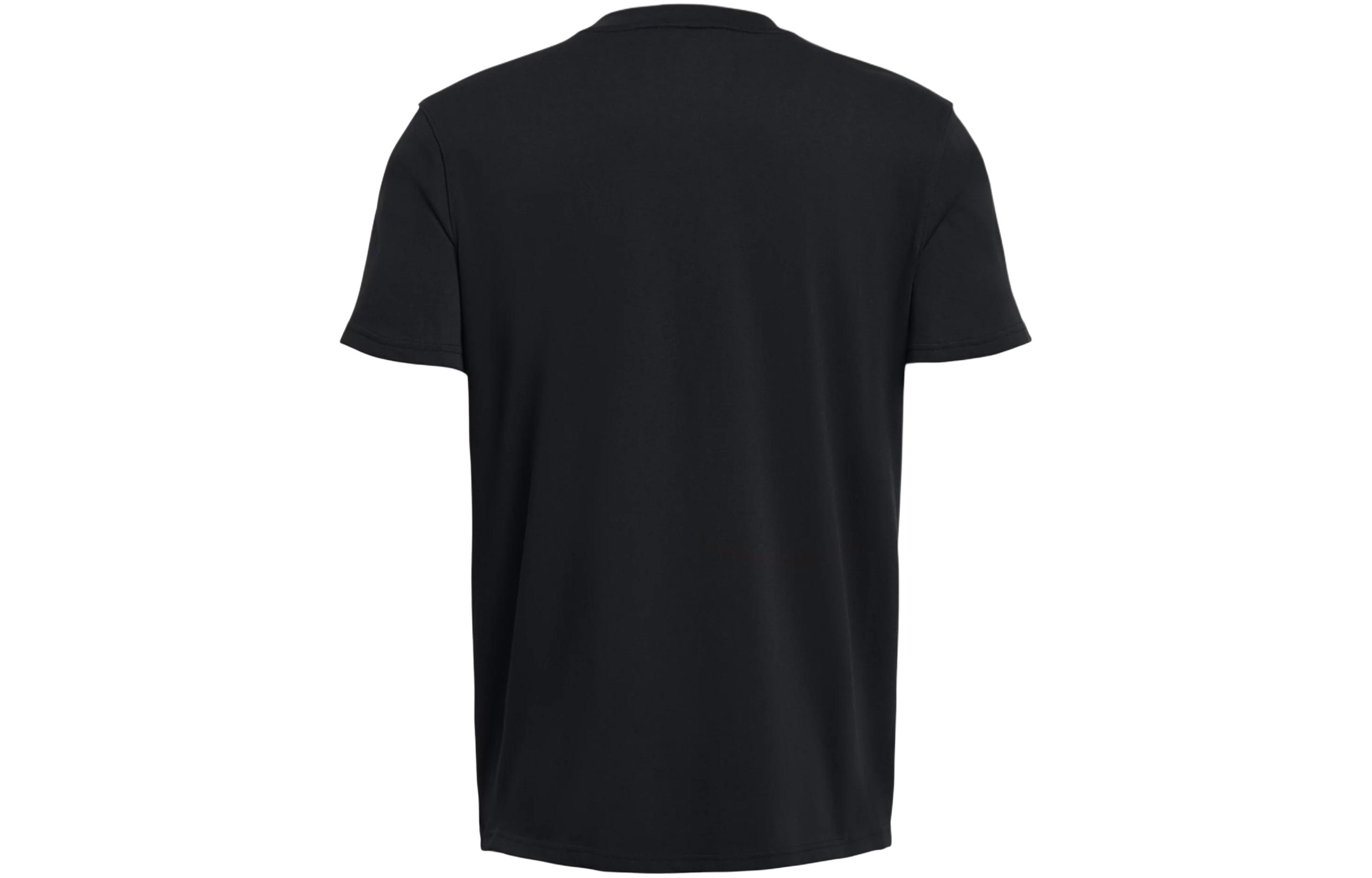 Under Armour T