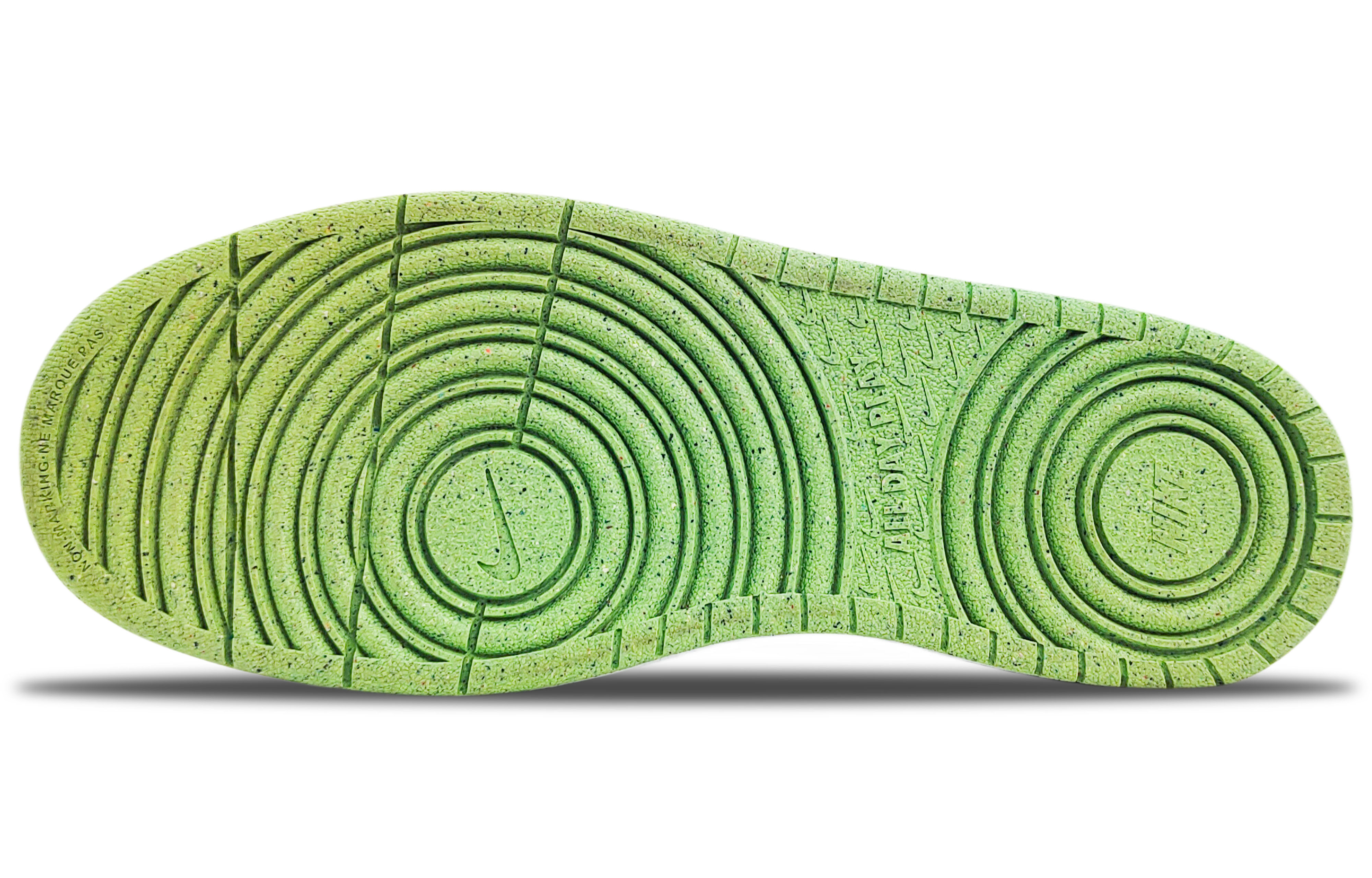 Nike Court Borough Low