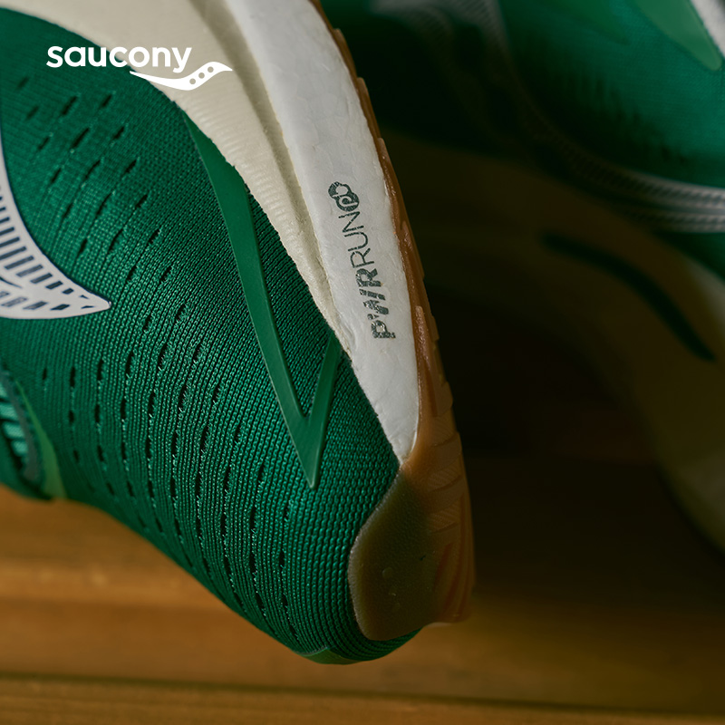 Saucony Endorphin Speed 4