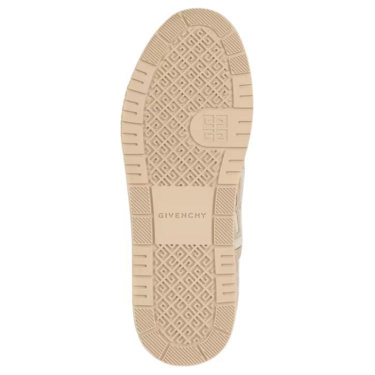 GIVENCHY G4