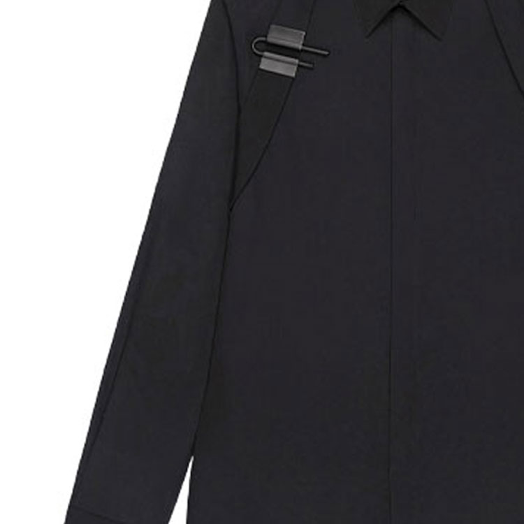 Givenchy SS22 U