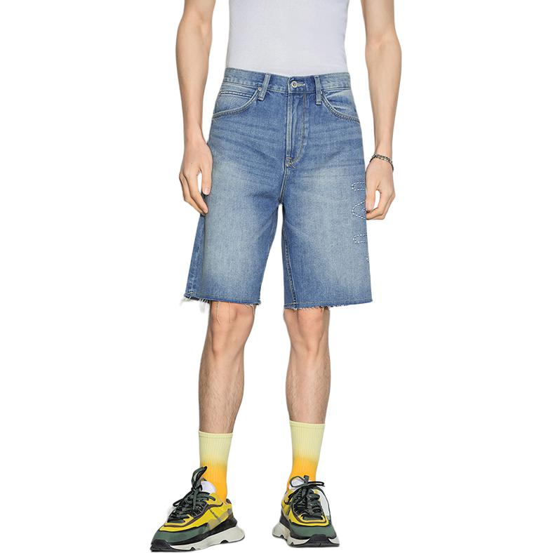 Lee