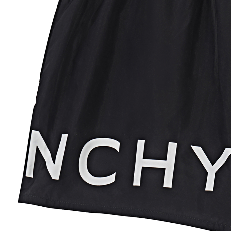 Givenchy FW22 Logo