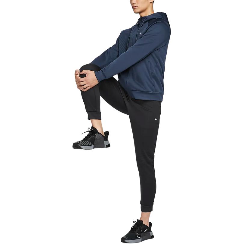Nike Therma-FIT logo