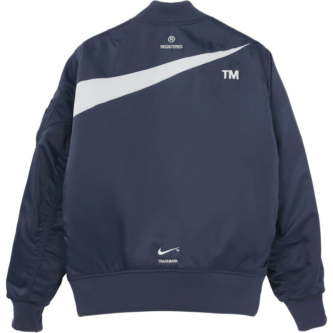 Nike Sportswear Swoosh Therma-FIT Logo