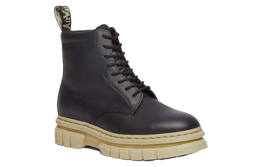 Dr.Martens