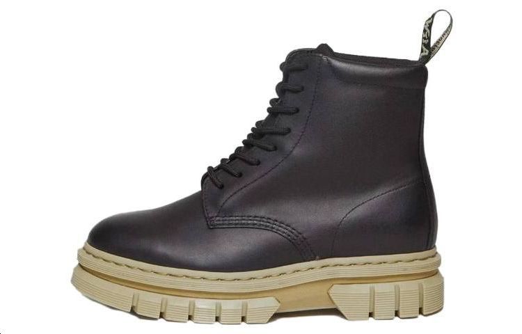 Dr.Martens