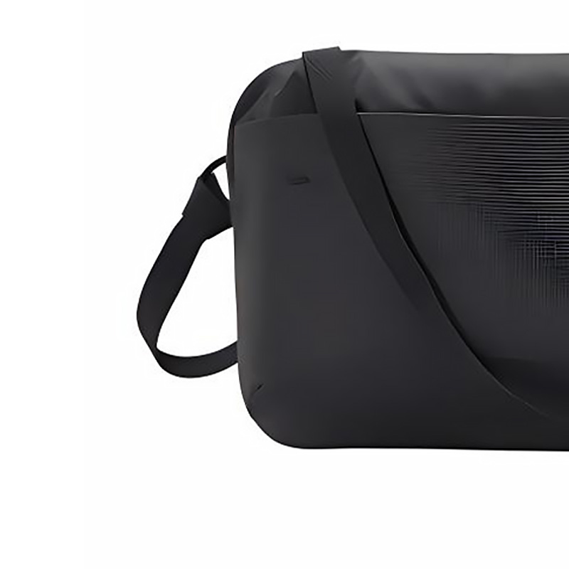 25 Arcteryx Heliad 6L
