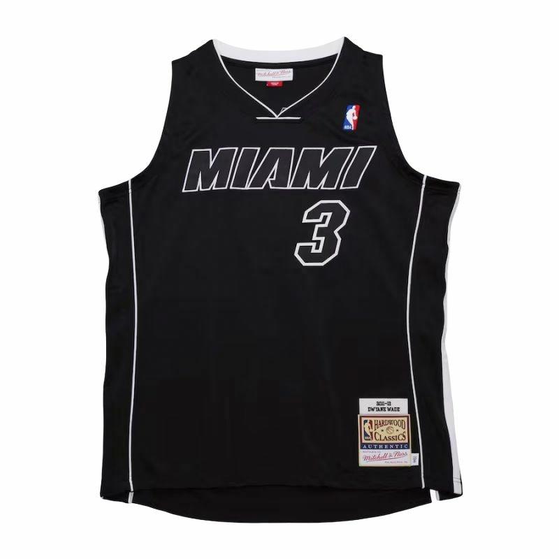 Mitchell Ness x NBA T