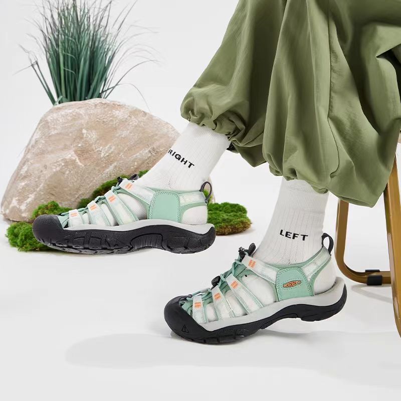 KEEN Newport H2