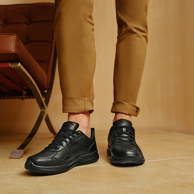 Skechers