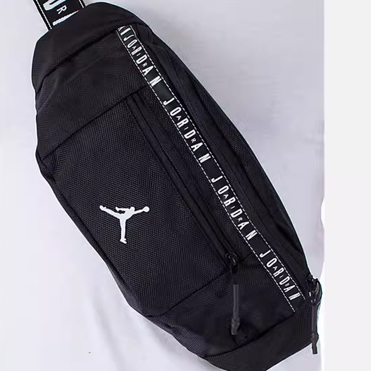 Jordan crossbody Logo