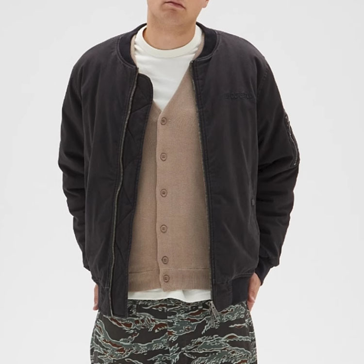 UNDEFEATED FW23 Logo