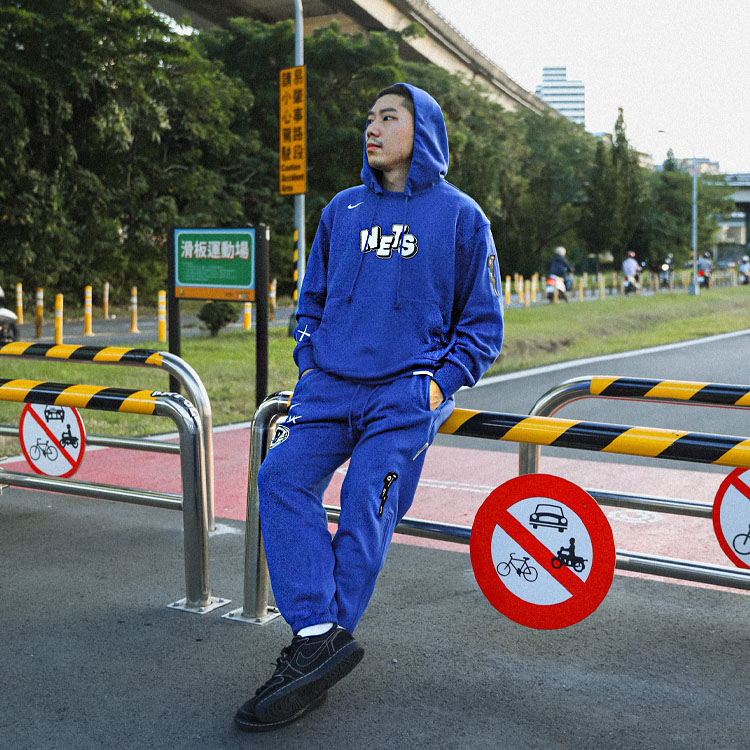 Nike x nike kaws NBA Standard Issue City Edition 2023-24