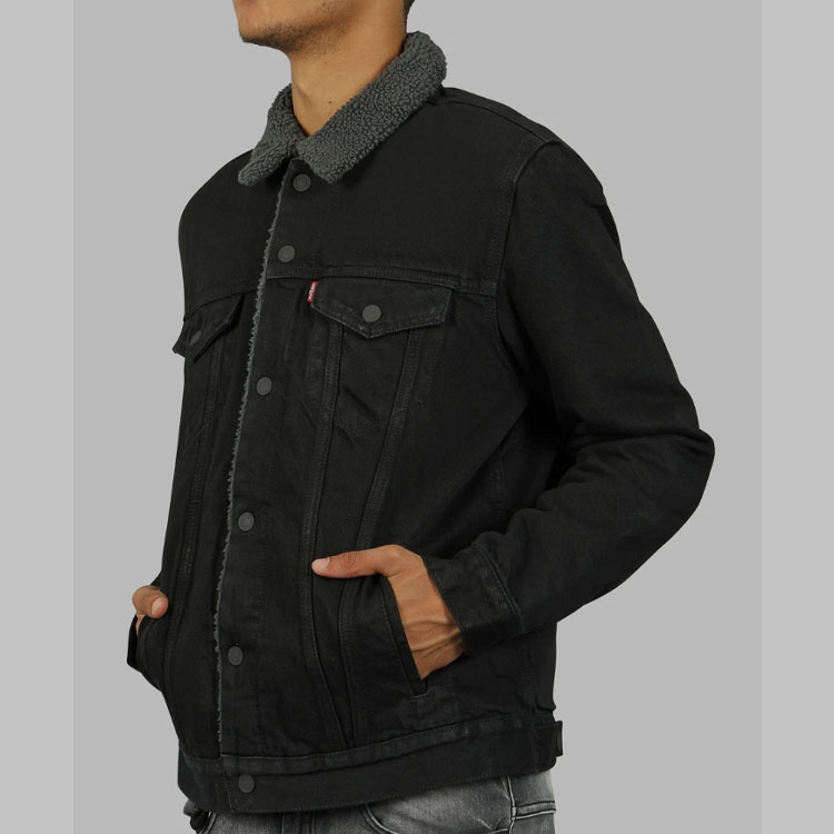 Levis