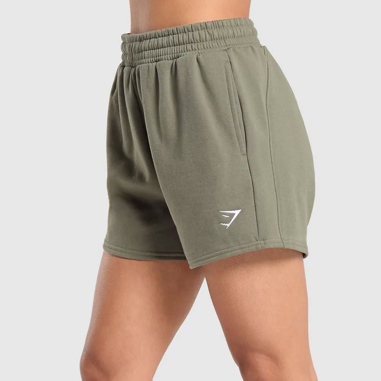 GYMSHARK TRAINING FLEECE SHORTS logo