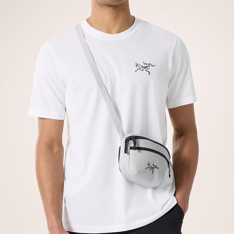 Arcteryx Mantis 1 Logo