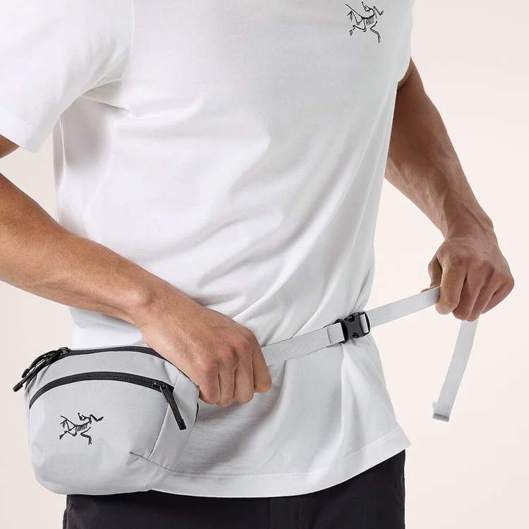 Arcteryx Mantis 1 Logo